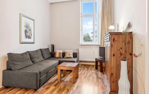 1 Bedroom Stunning Apartment In Anklam