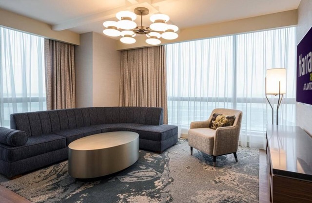 1-Bedroom Suite at a 4⭐️ Hotel