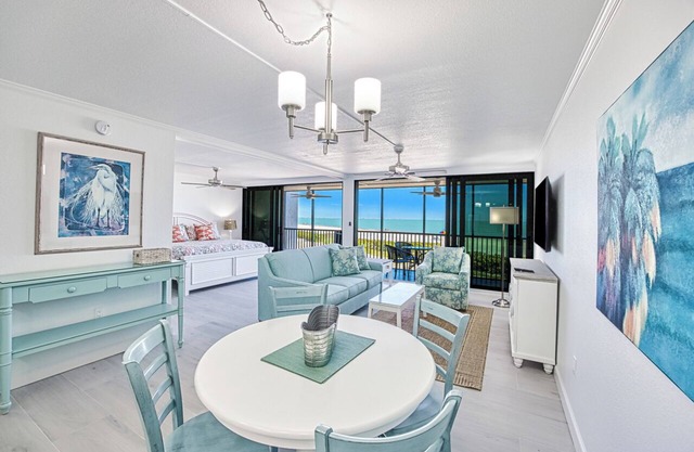 1 BR Gulf Front Sanibel Condo - 25 Steps to the the Beach
