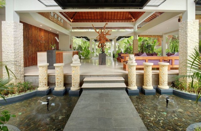1 BR Suite Villa with a private pool, FREE return airport transfers