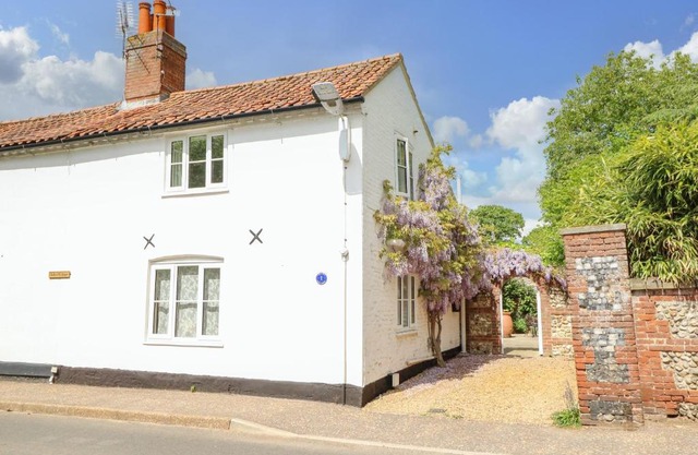 1 Chelsea Cottage