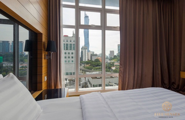 1 King bed