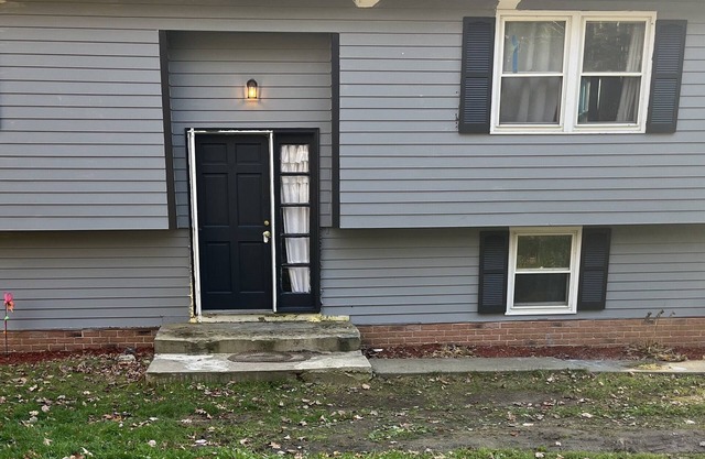 1 Mile to Okemo Ski Mountains, Newly Remodeled Upstairs