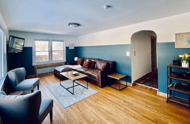 #1 - STAY WITH A SUPERHOST - BEAUTIFUL 3 BR APT!