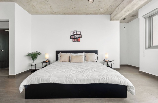 1 Step From The Beach | Pool | Pet Friendly | Modern Bedrooms