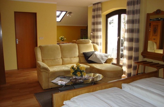 1-Zimmer-App. (42qm) mit Terrasse für 1-2 Personen