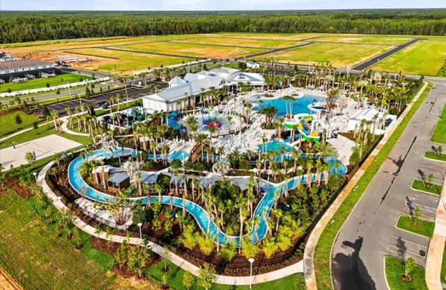 10 Bedrooms/8 Bathrooms/Windsor Cay (16203CC)