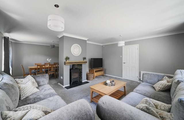 10 Holly Close, Horringer