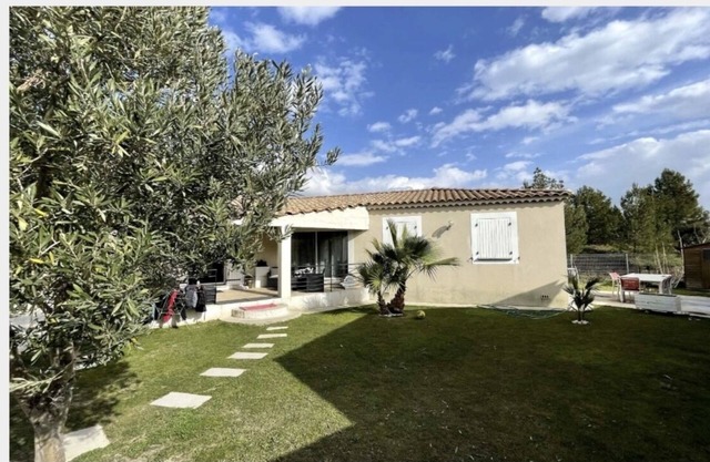 10 min from Avignon town center Pleasant modern house
