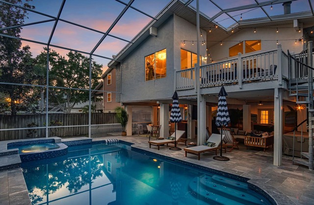 10 Min to the best beach & golf course! Massive Home: Pool, Hot Tub, Game Room!