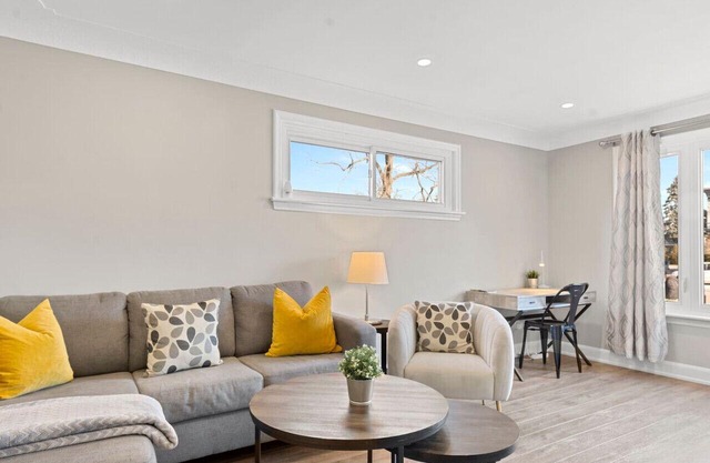 10 min walk to DT, stylish, free parking | IOB1