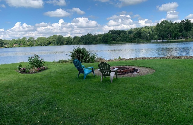 10% off 2nt minimum Sept 1-7&8-12 Lakefront Cottage O'DellsLake near Loudonville