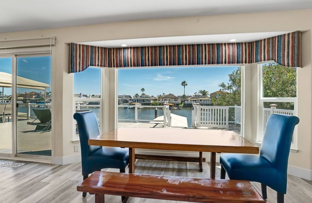 100% remodeled in 2020-Large deck w/jacuzzi, paddle boards, & ping pong table!