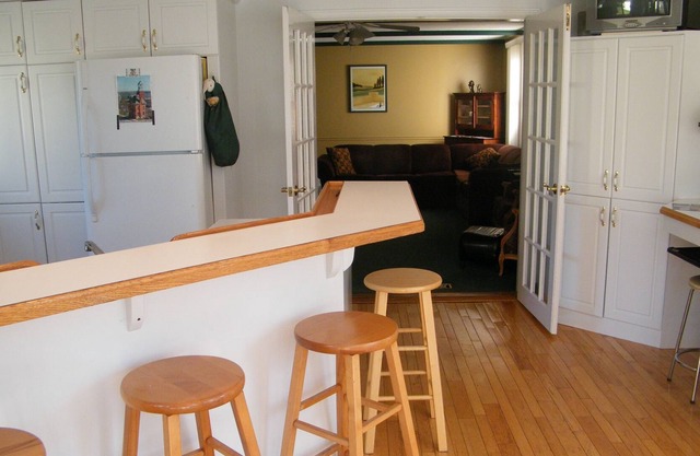 1000 Island Condo Getaway