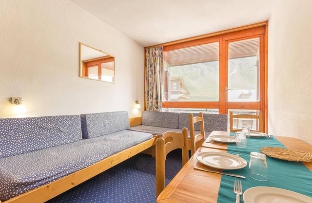 10m from ski slopes, 4th floor, view ski slopes, balcony, tv, 24m², Les Arcs