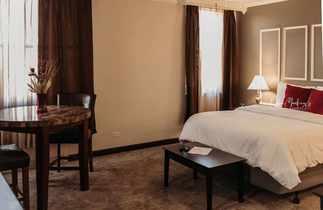 114 · The Traveler #114 - Hotel Phillips