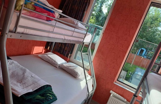 12 Beds-sized apartment with rapid acces to the Heart of Ghent