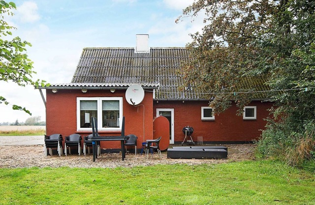 12 person holiday home in Bredebro-By Traum
