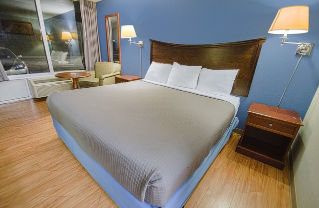 121 Motel