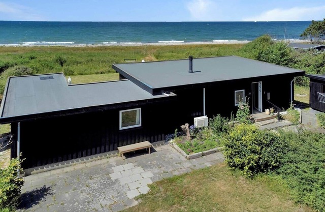 12219 Sjællands Odde - Duevej 35