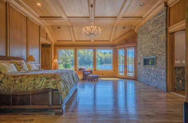 13k Sq Ft Family Compound Around Pvt 37-Acre Lake - 164 Acre Retreat