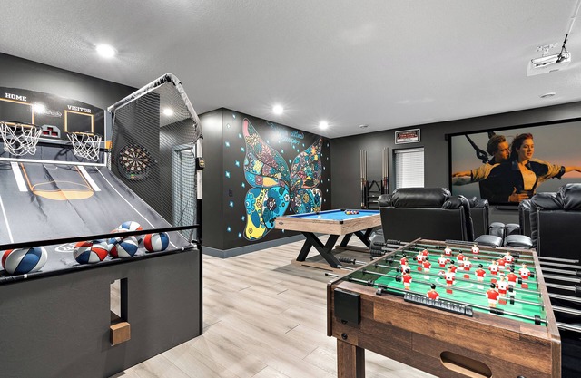14guests, gameroom, theatre, sauna in the center of twin cities