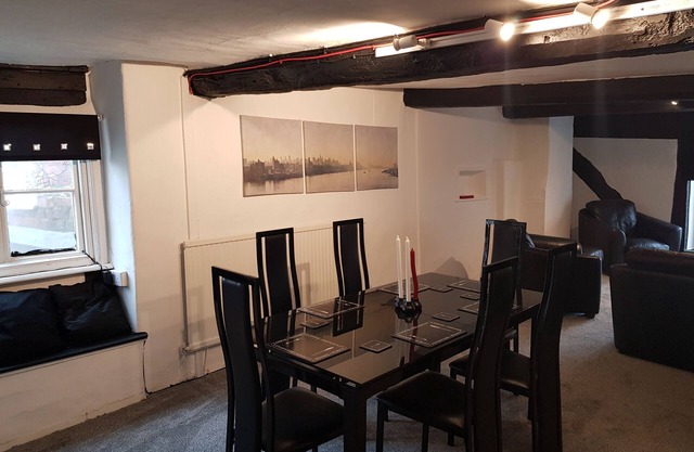 14th Century 4 Bed Flat oozing Character
