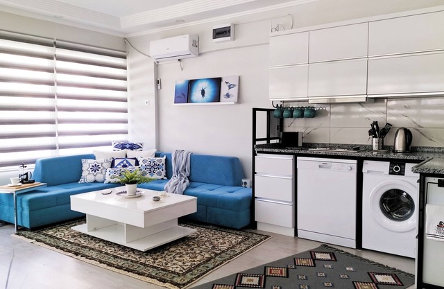15 Minutes to the Beach /Garden Apartment