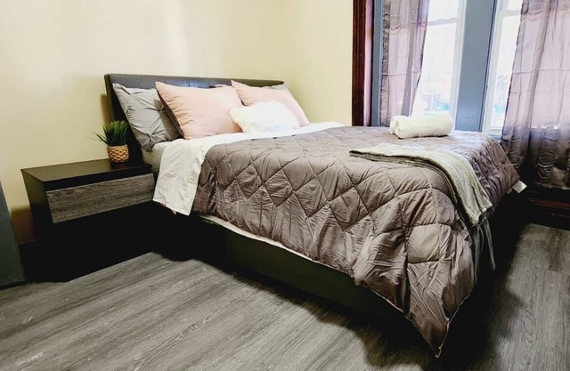 #15 NEW Master Bedroom +Private Bath in Haddington