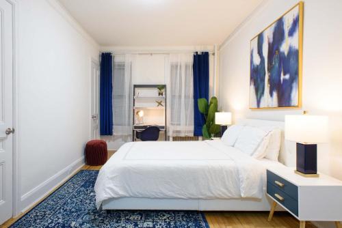 1567-1A New 2br PRIME upper East APT W&D