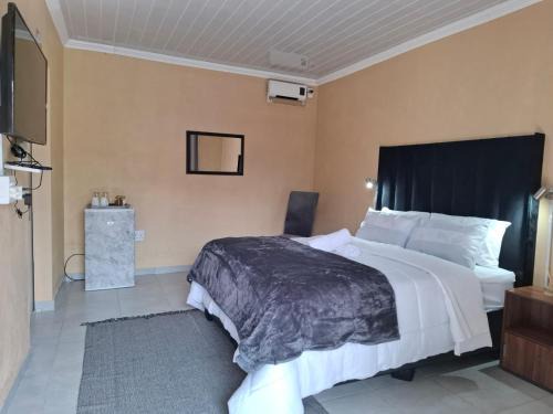 166 Klipspringer Guest house