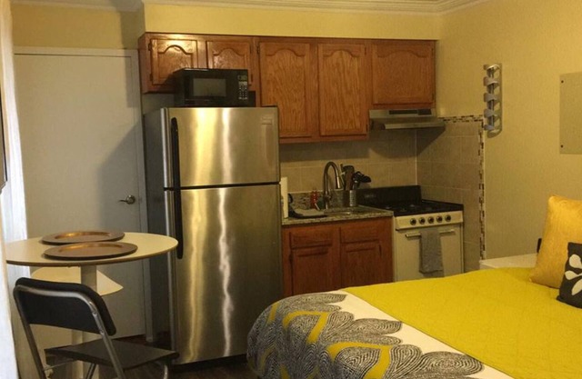 1721 1A · City Chic Studio/Parking Available - 20 min to NYC