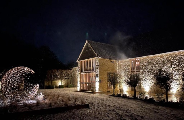 17th Century Barn near Le Manoir aux Quat’Saisons