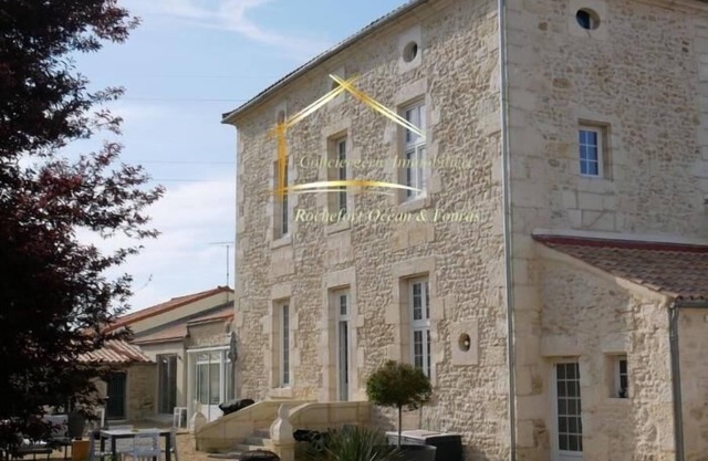 17th-century manor house