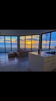 180 Ocean View PH
