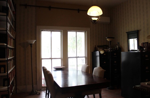 1850 Farmhouse with 7 bedrooms & 8 bathrooms - Eastwood Hill