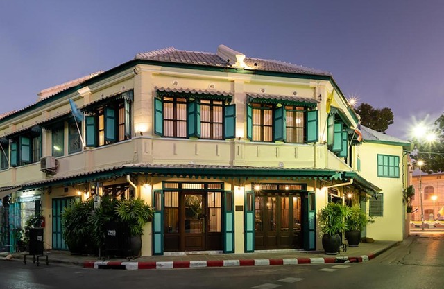 1905 Heritage Corner
