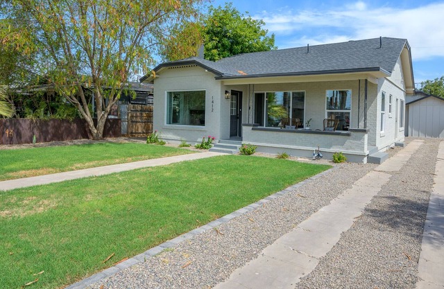 1930's Charming Updated Home By Downtown PHX in Historic Garfield Neighborhood!