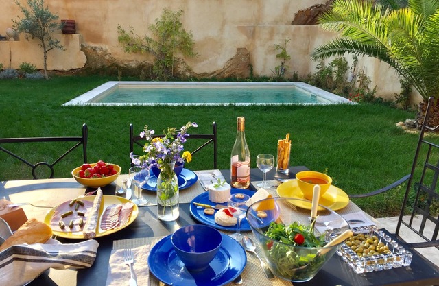 19C Provencal stone house with private Pool, 10 minutes from Uzes!