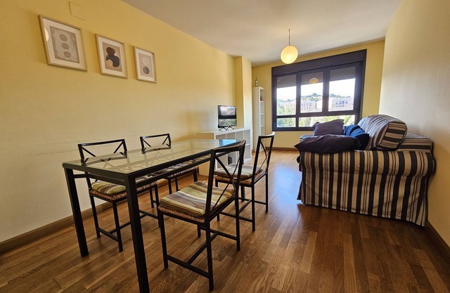 1A106 Amplio y cómodo apartamento