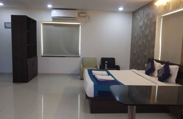 1bhk studio service apartment