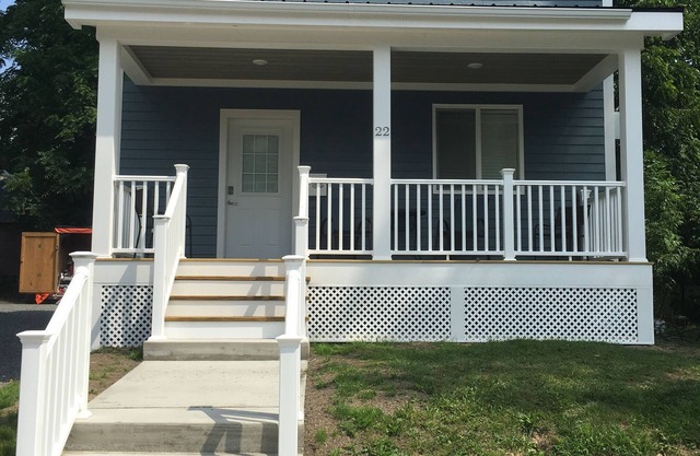 1st Class Rentals Munson Manor IV