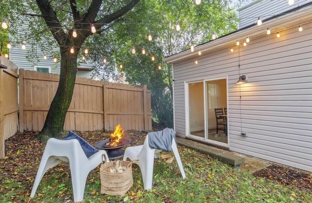 1st Fl Bedroom Fenced Yard Extended Stays