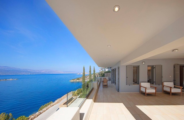 1st Floor at Crystal View Villa