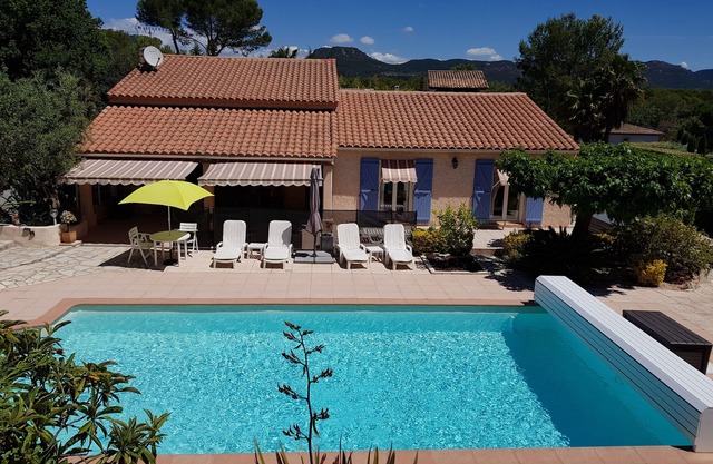2/3-room apartment with private swimming pool