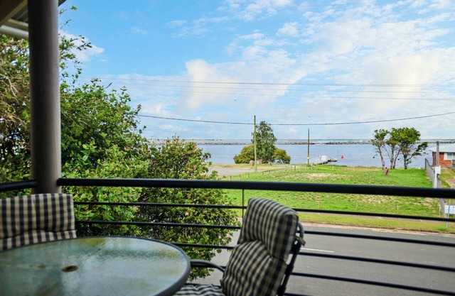 2/39 Beach Street, Harrington - Sit back and relax at Castaway 2