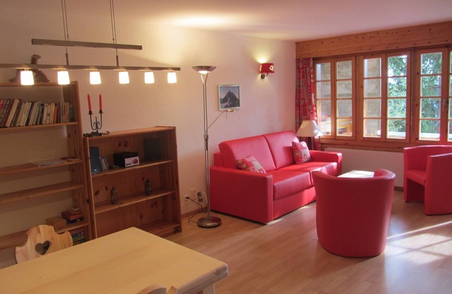 2.5 apartment with terrace in residence in Chandolin (VS)