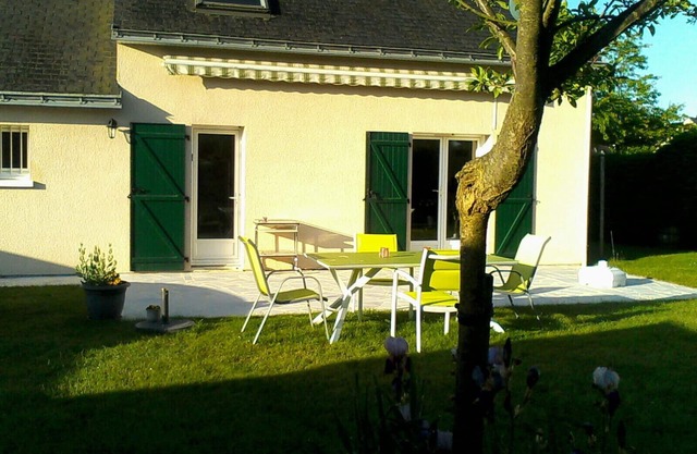 2.5km from the seafront and 10mn from La Baule