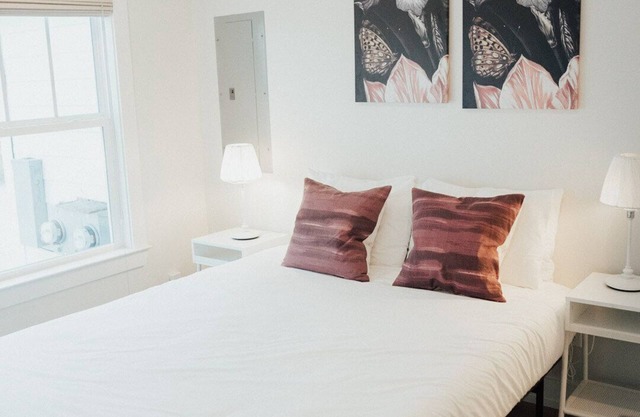 2 bdrm in CY *Pet friendly-Inquire 1st*