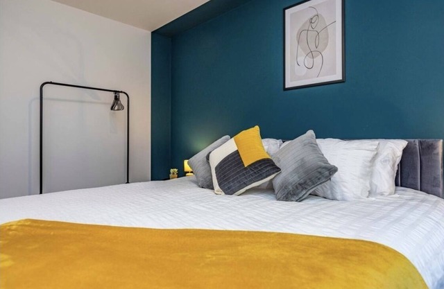 2 Bed apartment close to the City Centre